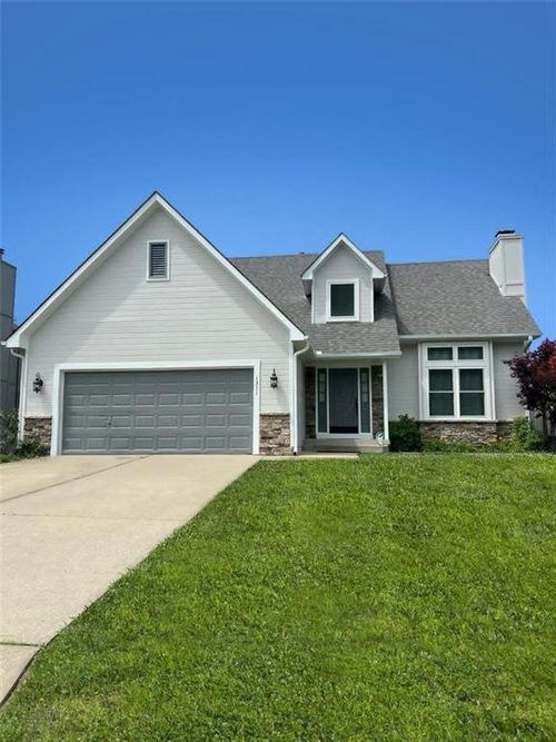 1311 Kimberly Dr, Warrensburg, MO, 64093-2575 | Card Image