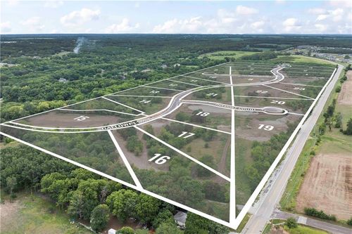 17190 Galloway Dr, Stilwell, KS, 66085 | Card Image