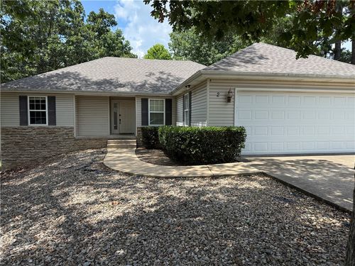 2 Radcliffe Dr, Bella Vista, AR, 72714-4319 | Card Image