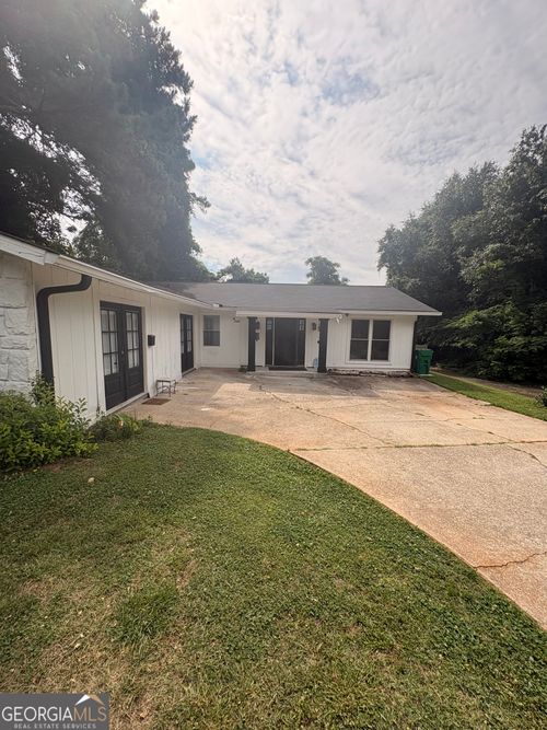 1148 Mannbrook Dr, Stone Mountain, GA, 30083-5315 | Card Image