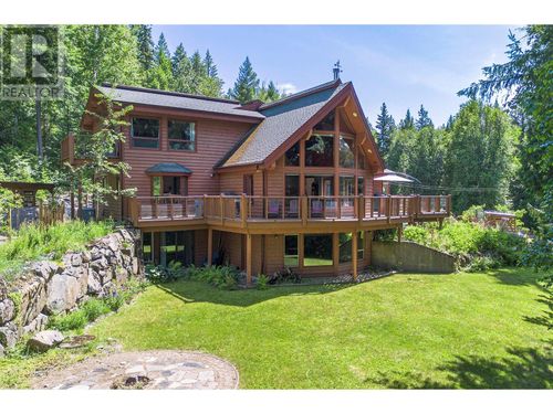 262 Small Rd, Clearwater, BC, V0E1N2 | Card Image