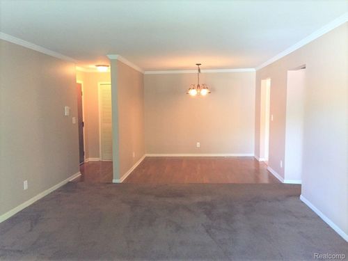 apt-60-30715 Shiawassee Rd, Farmington Hills, MI, 48336-4366 | Card Image