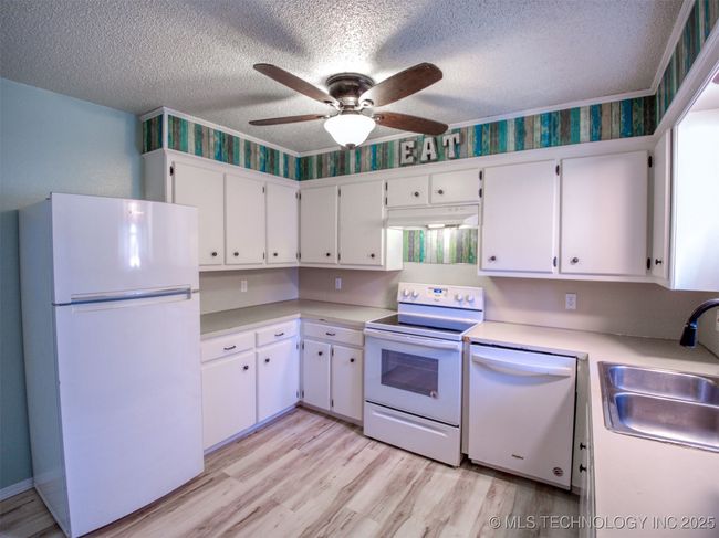 11294 E Redwood Ln, House other with 2 bedrooms, 1 bathrooms and null parking in Lane OK | Image 13