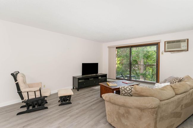 210 - 1855 Silver Bell Road, Condo with 2 bedrooms, 2 bathrooms and null parking in Eagan MN | Image 7
