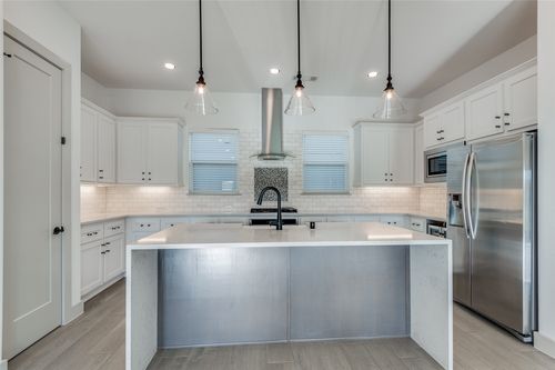 2609 La Altura Ln, Dallas, TX, 75212-2924 | Card Image