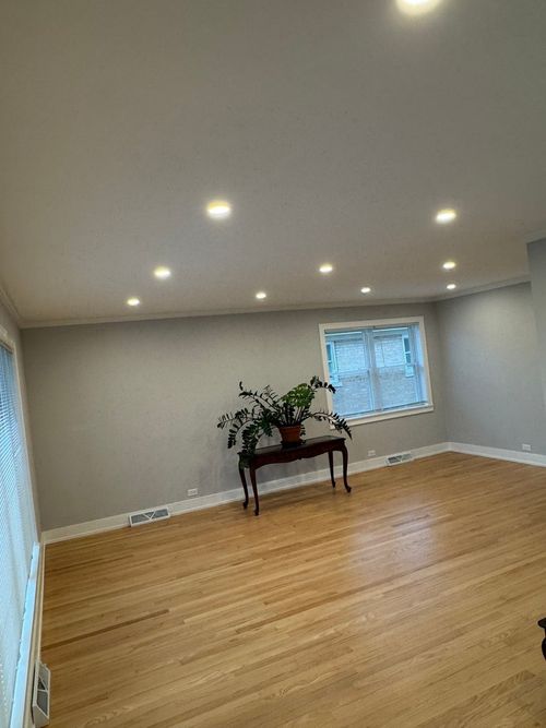 7712 W Sunnyside Ave, Norridge, IL, 60706-4532 | Card Image