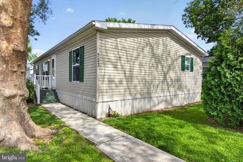 723 Sherry Ln, LANCASTER, PA, 17601-5829 | Card Image