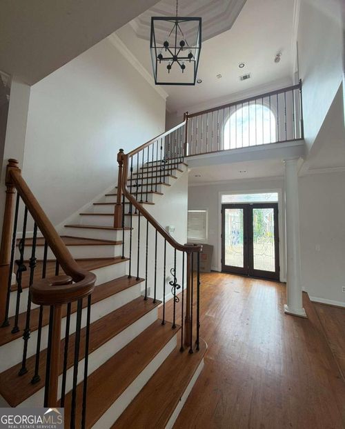 674 Masters Dr, Stone Mountain, GA, 30087-6027 | Card Image