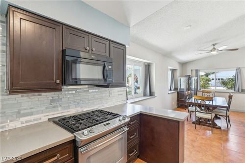 371 Legacy Dr, Henderson, NV, 89014-5504 | Card Image