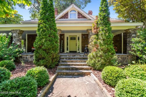 200 Cameron Ave, Vass, NC, 28394-9116 | Card Image