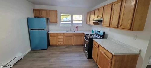 37-29 Paterson Ave, Newton, NJ, 07860-2310 | Card Image