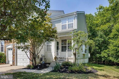 111 Weaver Dr, MARLTON, NJ, 08053-5568 | Card Image