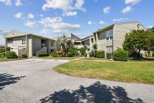 424-424 Windrush Bay Dr, TARPON SPRINGS, FL, 34689-1205 | Card Image