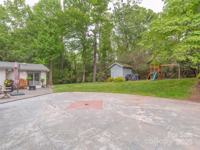 Rear Yard/Parking Area | Image 33