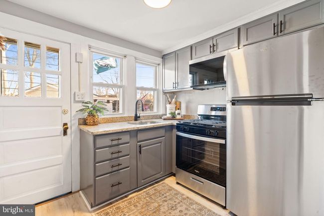 564 Saude Ave, Townhouse with 2 bedrooms, 1 bathrooms and null parking in ESSINGTON PA | Image 14