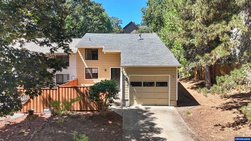 2948 Nw 13th Pl, Corvallis, OR, 97330-3615 | Card Image