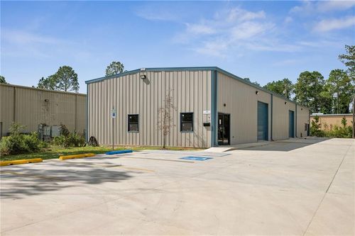 269 General Patton Ave, Mandeville, LA, 70471-8701 | Card Image
