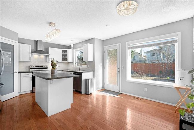 49 Shawbrooke Close Sw, House other with 4 bedrooms, 4 bathrooms and 4 parking in Calgary AB | Image 10