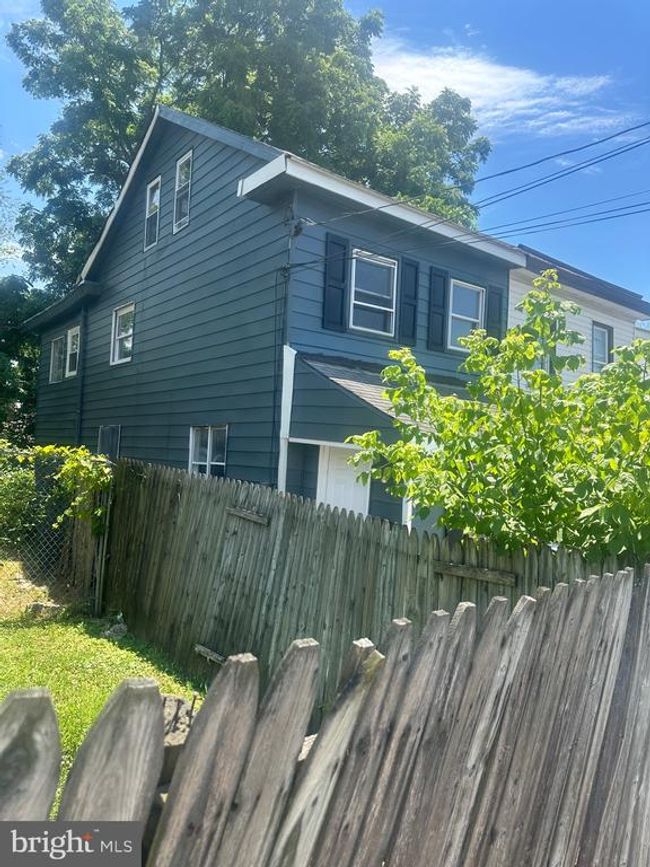 401 S 6 Th St, Home with 4 bedrooms, 1 bathrooms and null parking in DARBY PA | Image 50