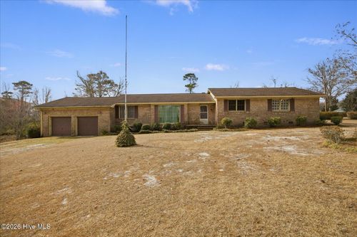 121 Loop Rd, Leland, NC, 28451-7403 | Card Image