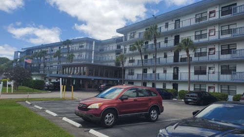 apt-311-9235 Sw 8th St, Boca Raton, FL, 33428-6899 | Card Image