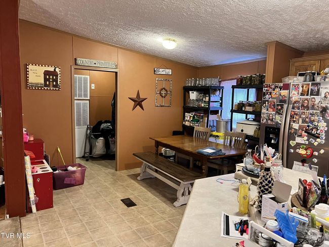 9536 Mcfall Fork Rd, House other with 3 bedrooms, 2 bathrooms and null parking in Pound VA | Image 37