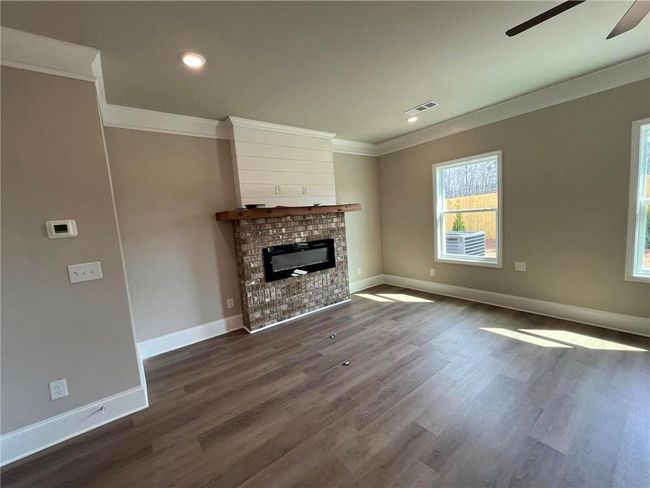 21 Creekside Commons Dr, Townhouse with 3 bedrooms, 3 bathrooms and null parking in Hoschton GA | Image 8