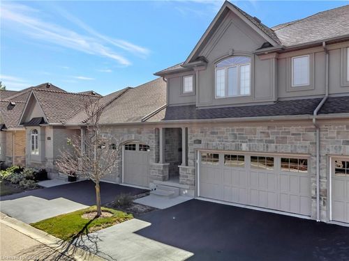 53-435 Winchester Dr, Waterloo, ON, N2T0B7 | Card Image