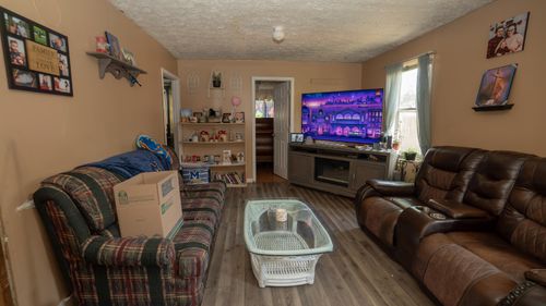 12103 Walnut Dr, Minster, OH, 45865-9515 | Card Image