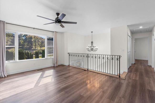 2110 Upper River Rd Ne, House other with 3 bedrooms, 2 bathrooms and 4 parking in Charleston TN | Image 8