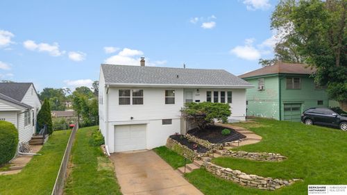 5329 N 47th St, Omaha, NE, 68104-1401 | Card Image