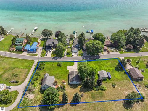 11774 S West Torch Lake Dr, Rapid City, MI, 49676 | Card Image