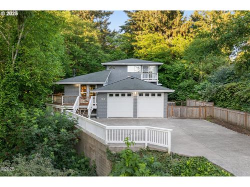 140 Se Bayview Ave, Depoe Bay, OR, 97341-1916 | Card Image