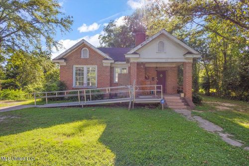 2121 35th Ave, Meridian, MS, 39301-1838 | Card Image