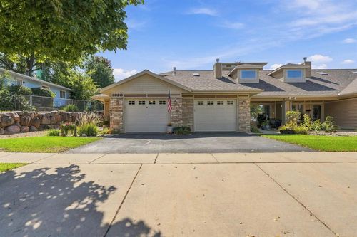 8-1020 Prospect Avenue, Portage, WI, 53901 | Card Image
