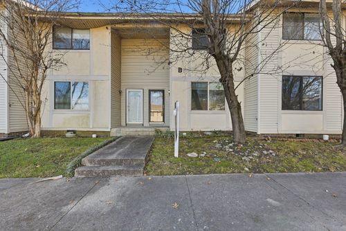 b9-4958 Edmondson Pike, Nashville, TN, 37211-4741 | Card Image