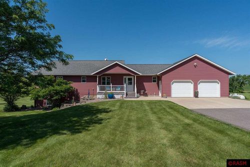 46130 County Road 13, Saint Peter, MN, 56082-5144 | Card Image