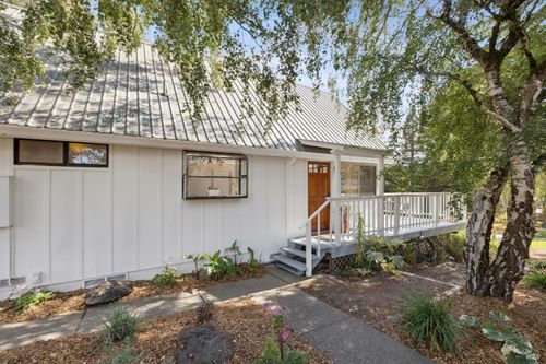 5611 Blank Rd, Sebastopol, CA, 95472-6111 | Card Image