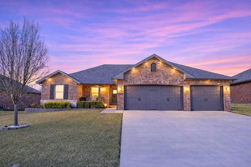 5739 S Cottonwood Dr, Battlefield, MO, 65619-8008 | Card Image