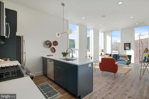 apt-11-1822 N Front St, PHILADELPHIA, PA, 19122-2456 | Card Image