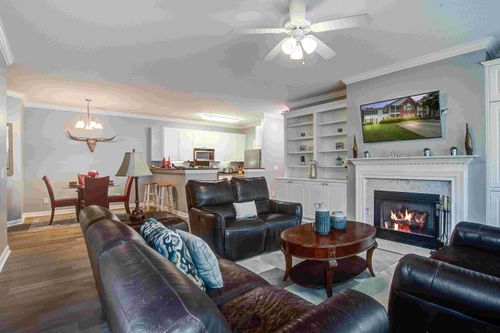 163 Golf View Ln, Summerville, SC, 29485-6247 | Card Image