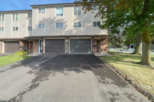 44 Freshmeadow Dr, North York, ON, M2H2T1 | Card Image