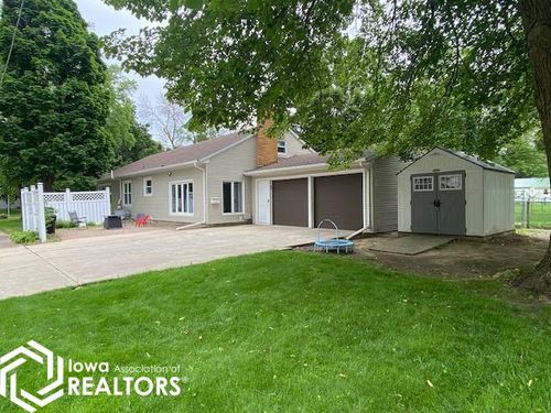 417 S 9th St, Clear Lake, IA, 50428-3862 | Card Image