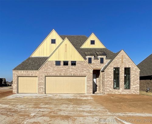 667 E 149th St S, Glenpool, OK, 74033-4471 | Card Image