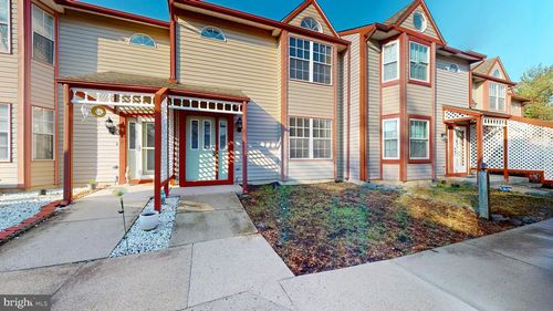 668 E Lake Front Cir, Galloway, NJ, 08205-3313 | Card Image