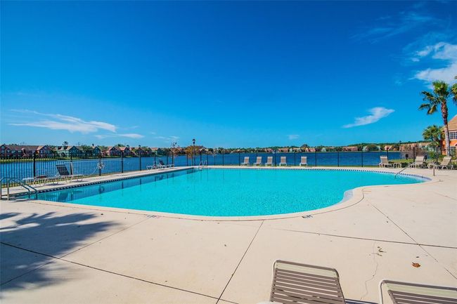 9740 - 9740 Lake Chase Island Way, Condo with 2 bedrooms, 2 bathrooms and null parking in TAMPA FL | Image 28