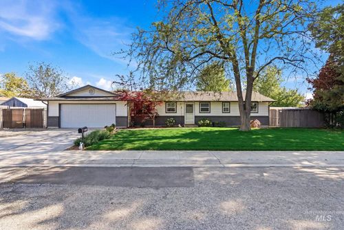 8003 W Hummel Dr, Boise, ID, 83709-1754 | Card Image