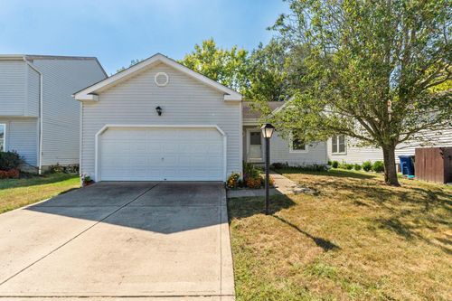 6715 Alex Dr, Canal Winchester, OH, 43110-8690 | Card Image