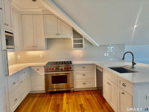 apt-3-500 Main St, Ridgefield, CT, 06877-3838 | Card Image