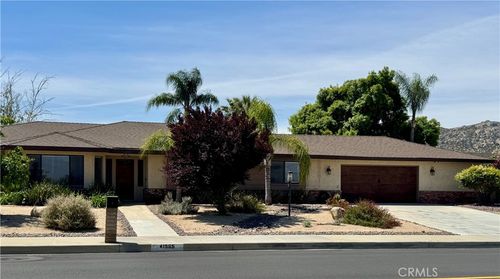 41565 Thornton, Hemet, CA, 92544 | Card Image